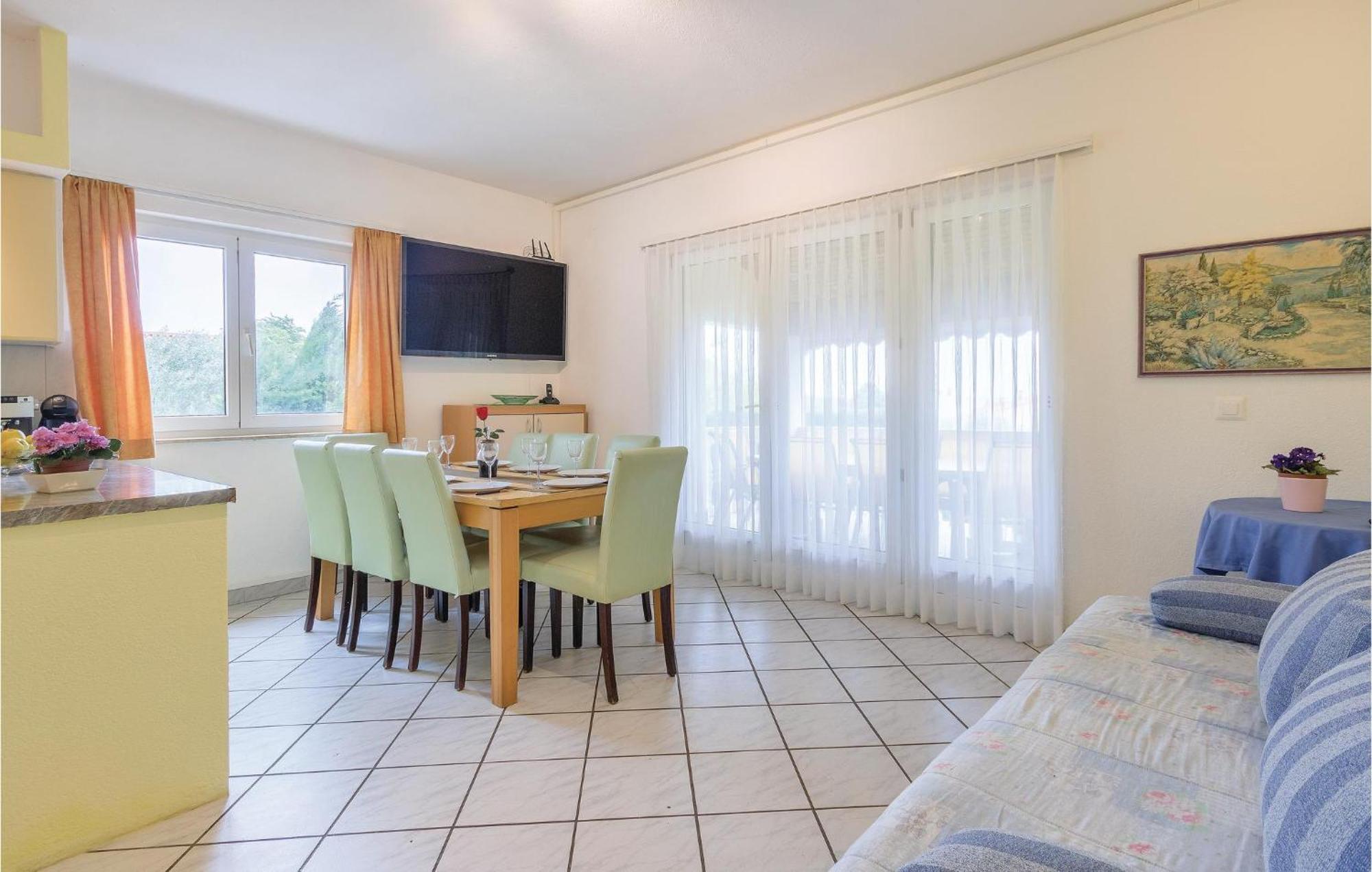 4 Bedroom Beautiful Apartment In Štinjan Exteriér fotografie